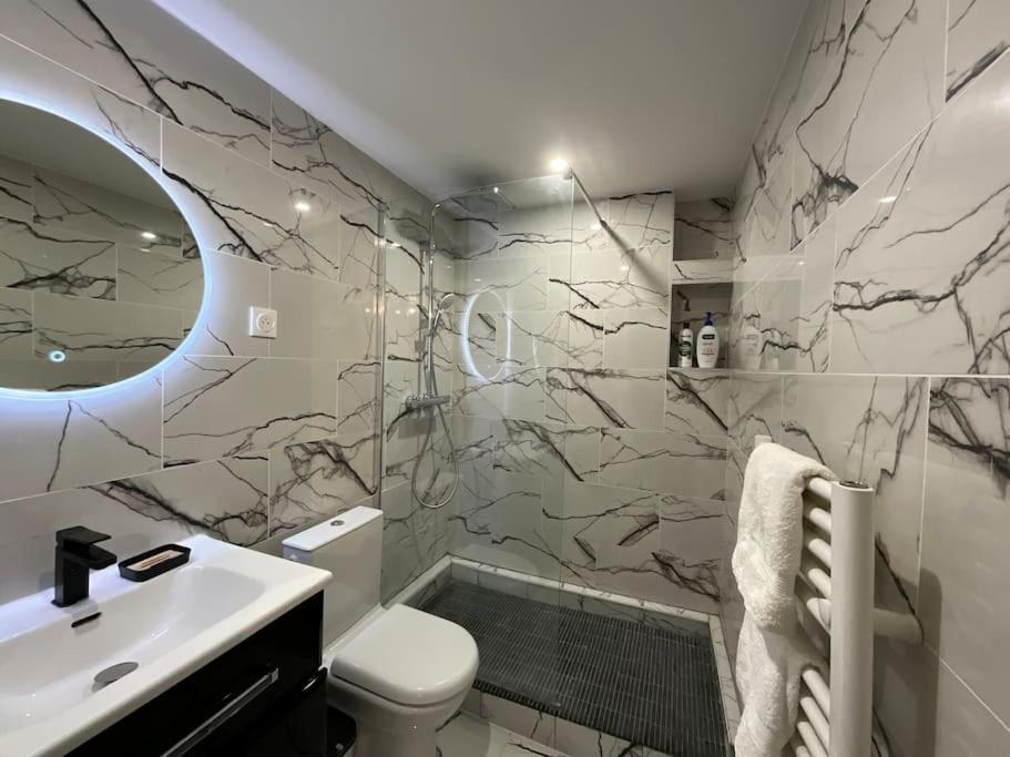 Ks Paris Studio Appart Near Station Gare Du Nord And Gare De L Est ภายนอก รูปภาพ